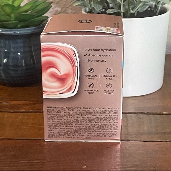 NEW L’Oréal Paris Age Perfect Rosy Tone Moisturizer. 1.7 oz - Picture 3 of 7